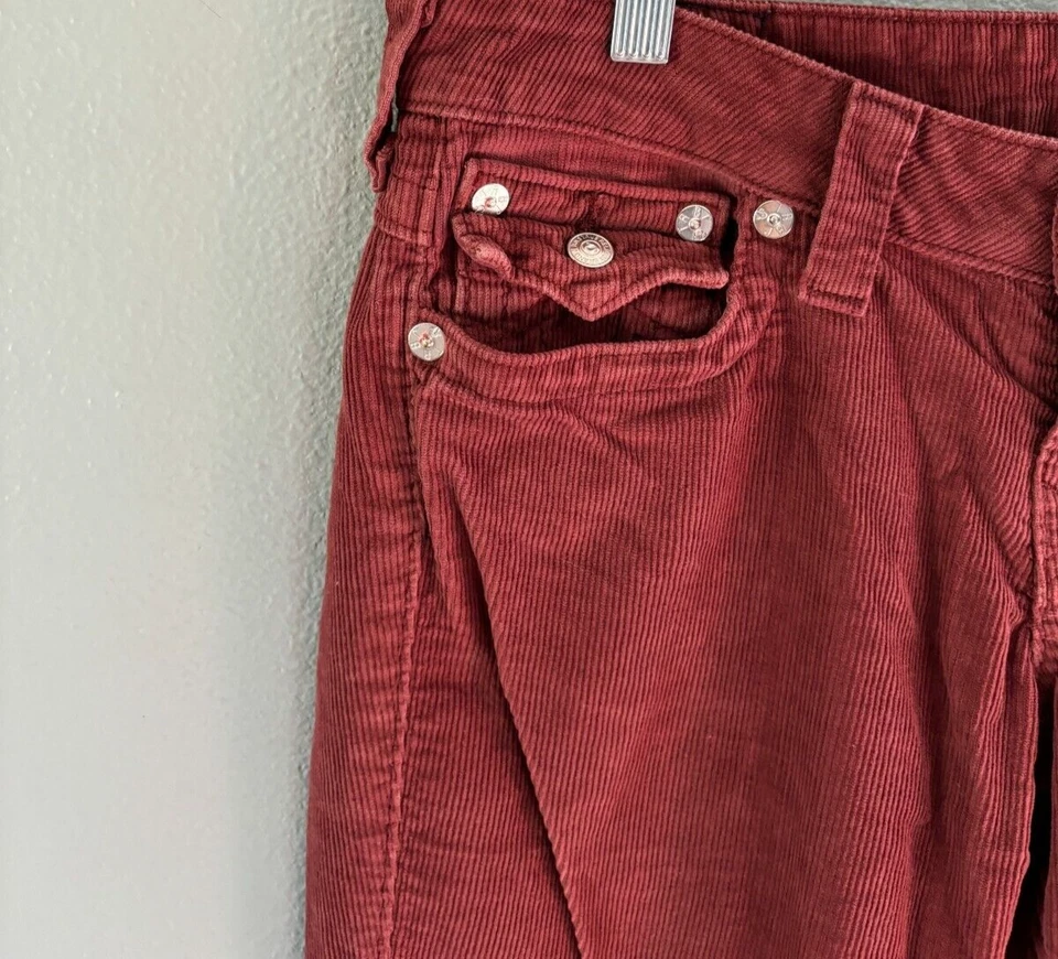 Pantalones ajustados True Religion granate de pana tiro bajo para mujer talla 28 bolsillos Foto 3 de 4