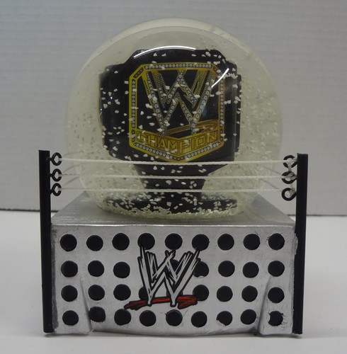 WWE WWF RAW Campeonato Título Globo de Nieve Lucha Libre 2013 Edición Limitada - Imagen 3 de 5