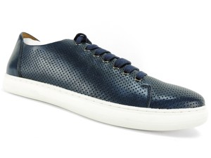 donald pliner men's sneakers