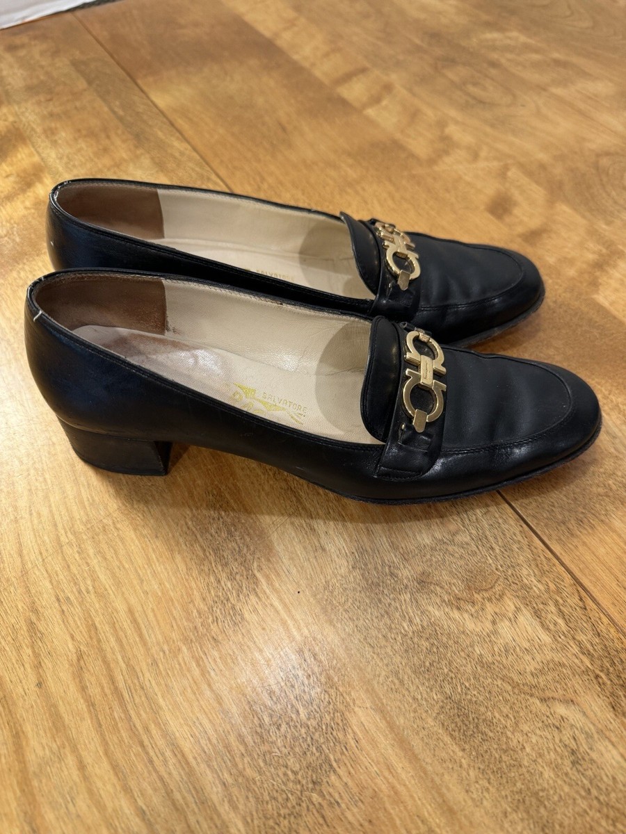 Salvatore Ferragamo Black Leather Shoes w/ Gold Buckles Sz Salvatore Ferragamo Black Leather Shoes w/ Gold Buckles Sz