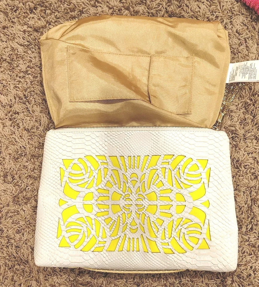 BeBe сумочка мешок застежки Дамская сумка бумажник желтый белый лазерный вырез - Изображение 4 из 4