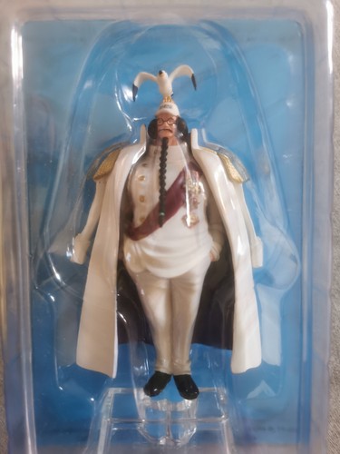 FIGURINE ONE PIECE HACHETTE COLLECTIONS NO.8-DRACULE.MiHAWK le