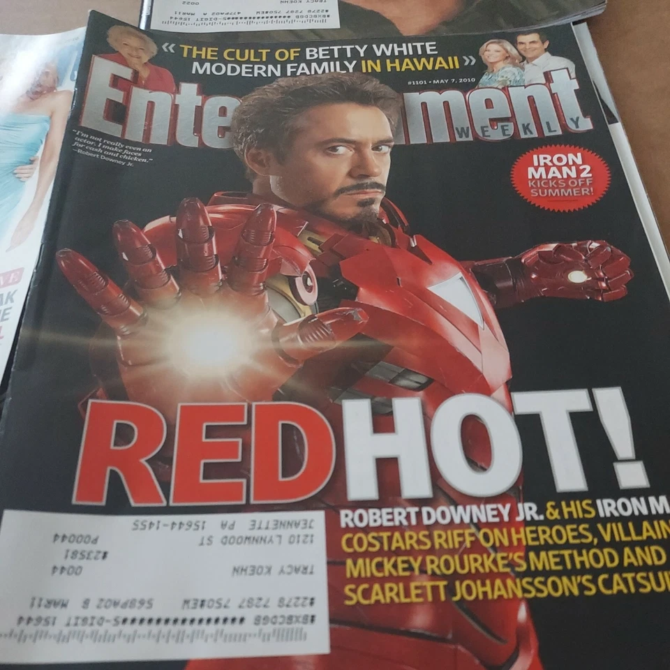 2010 Entertainment Magazines Lot Of 4 May Issues Includes End of LOST & More! - Image 2 of 4