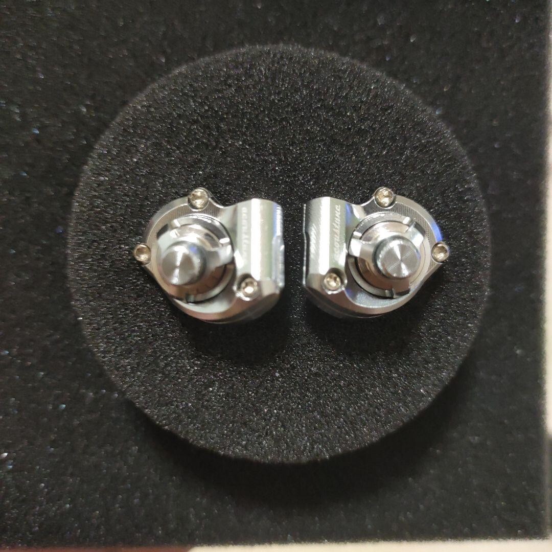 ACOUSTUNE HS1677SS Two Tone Silver Aco-HS1677SS-SLV Earphone ACOUSTUNE HS1677SS Two Tone Silver Aco-HS1677SS-SLV Earphone