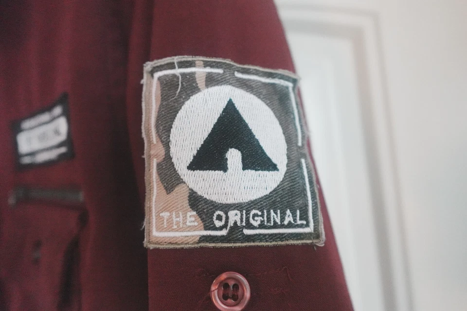 Airwalk Burgundy Utility Shirt Medium Patchwork Military Skate Style - Image 3 of 4