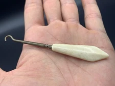 19th C. Antique Shoe Boot Button Hook 4 inch/10.2 cm Long