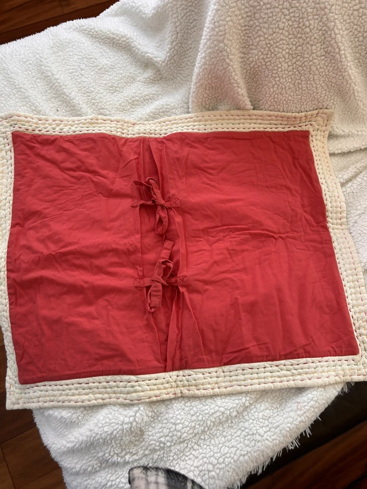 Almohadas de granero de cerámica multicolor Shams estándar floral, coral multicolor par Foto 3 de 4