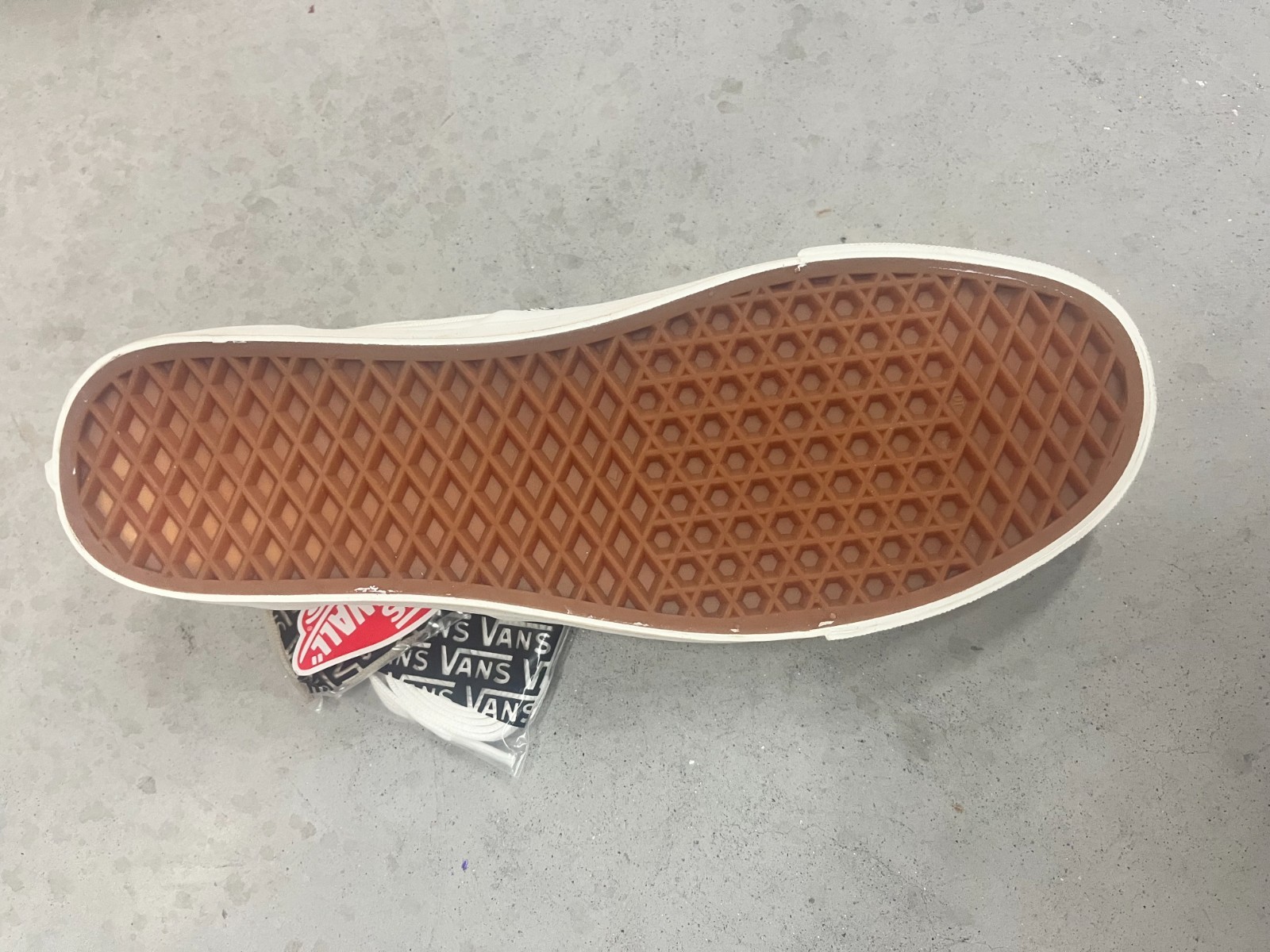 Size 10 - Fear of God x Vans Era 95 DX Collection 2 White thumbnail 5