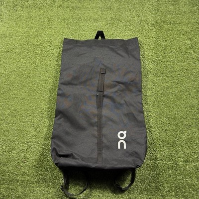 ON Cloud Running Slim Ambassador Backpack With Adjustable 