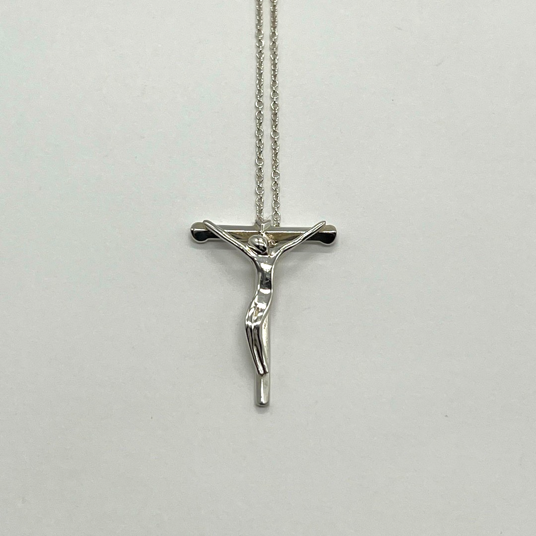 Tiffany & Co. Elsa Peretti Crucifix Cross Pendant Rosary Necklace