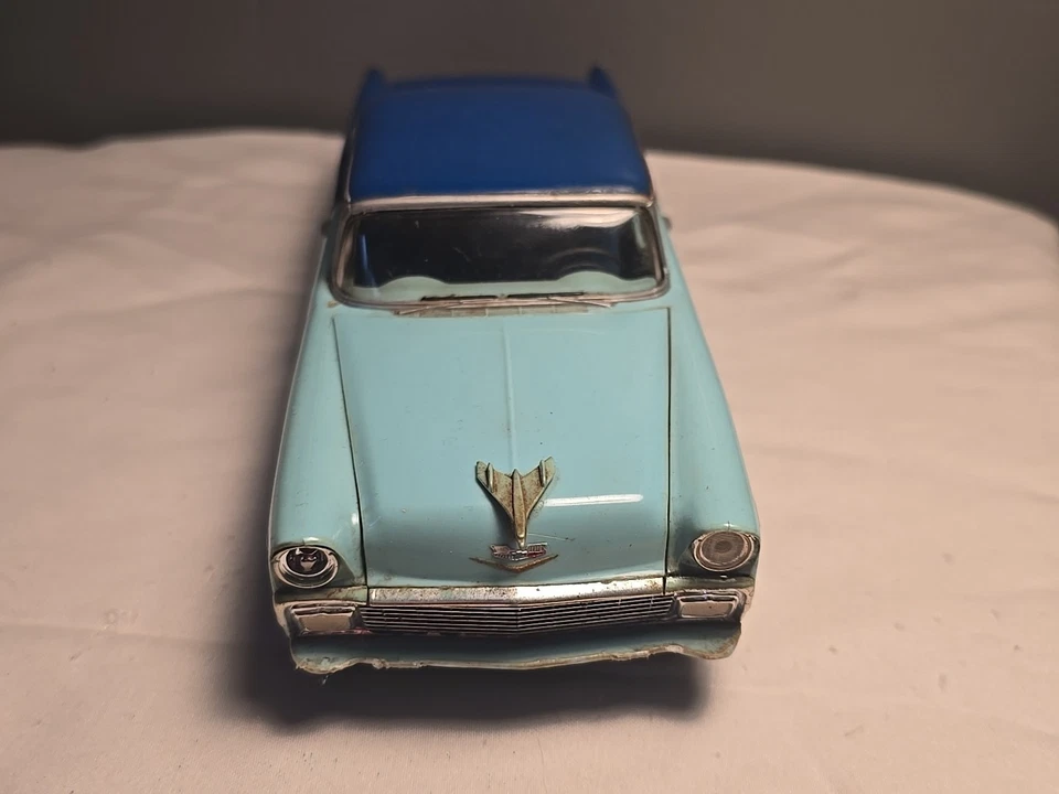 Vintage 1956 Chevy Bel Air Model Car 1/25 Blue 2 - Tone - Image 2 of 4