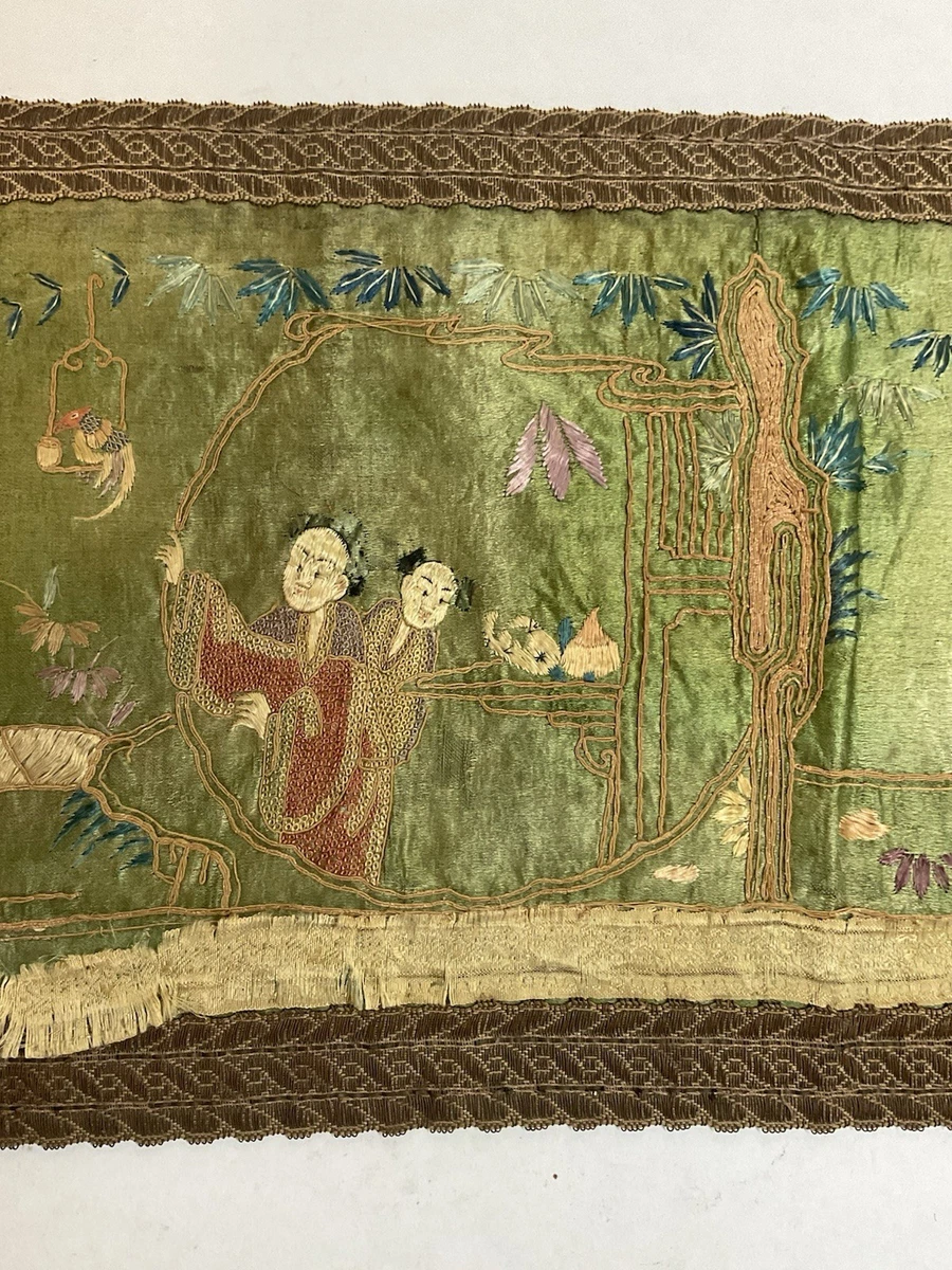 Grande Broderie Chinoise En Soie Du 20ème Siècle