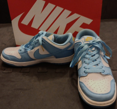 Size 8.5 Nike Dunk Low University Blue W/ Gold Accents Sneakers Shoes
