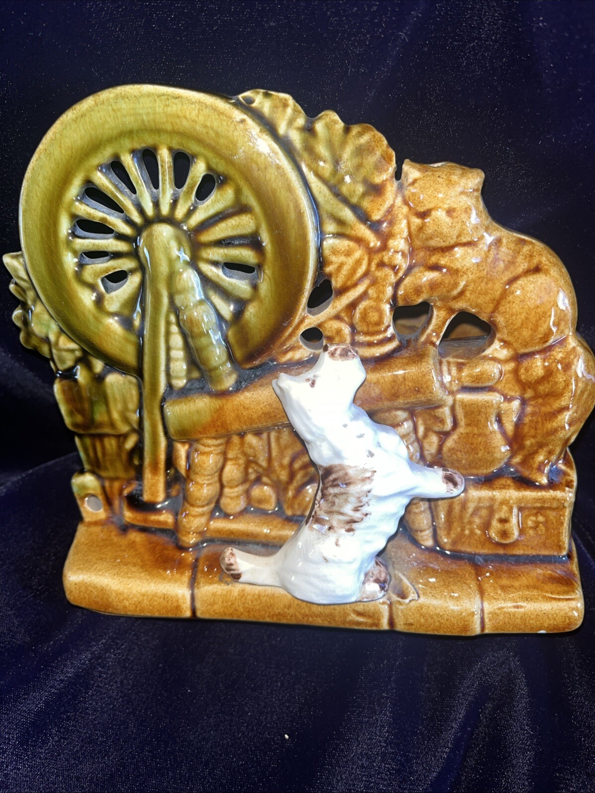 Picture 1 of 5
