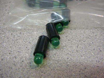 DIALIGHT 561-5201-070 INDICATOR LED PCB 5MM GREEN 2.2V LED **NEW** Qty.10
