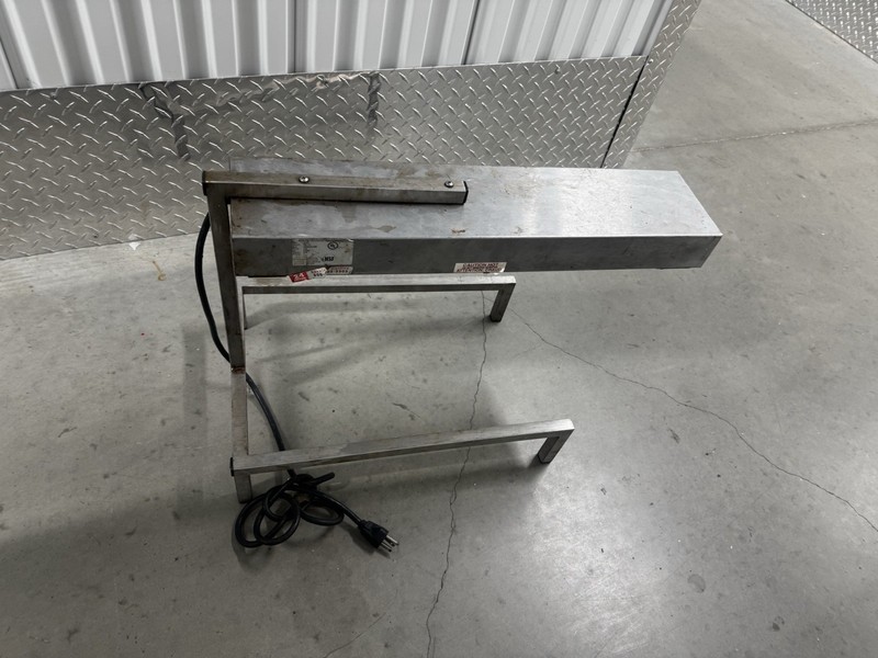 APW Wyott PD-1A Portable French Fry Warmer - Stainless Steel 575 Watt - 120V