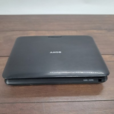 Sony DVP-FX970 Portable DVD Player (9