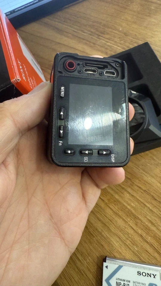 Sony RX0 1-inch Sensor Ultra-Compact Waterproof Camera Bundle Pack With Box #27 - Image 3 of 4