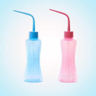  2PCS 250ML Kapazität Bewässerung Verwenden Spitz Ellenbogen Squeeze Pot Tropf