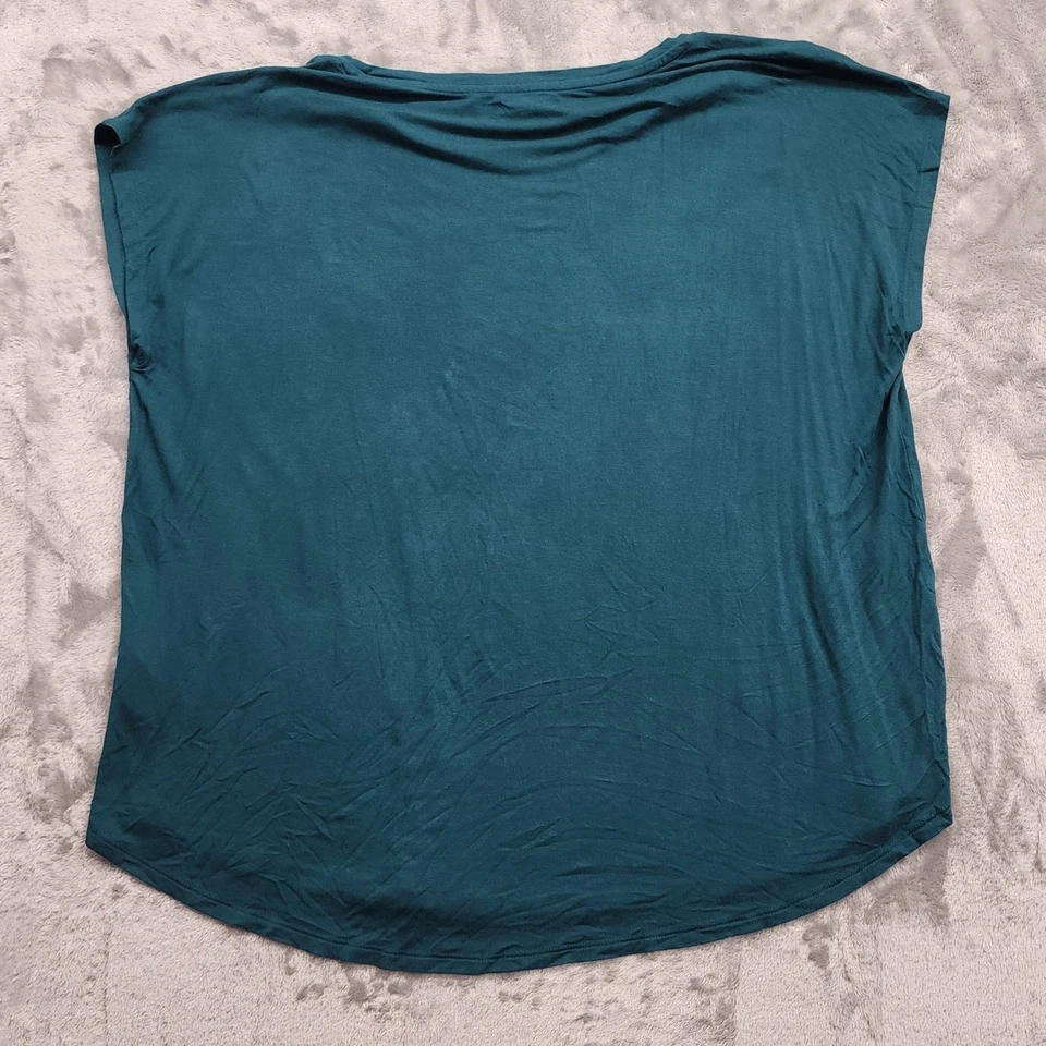 Maurices Top Mujer 1X Cazador Verde Cuello Redondo Pullover Vacaciones Árbol de Navidad Foto 3 de 4
