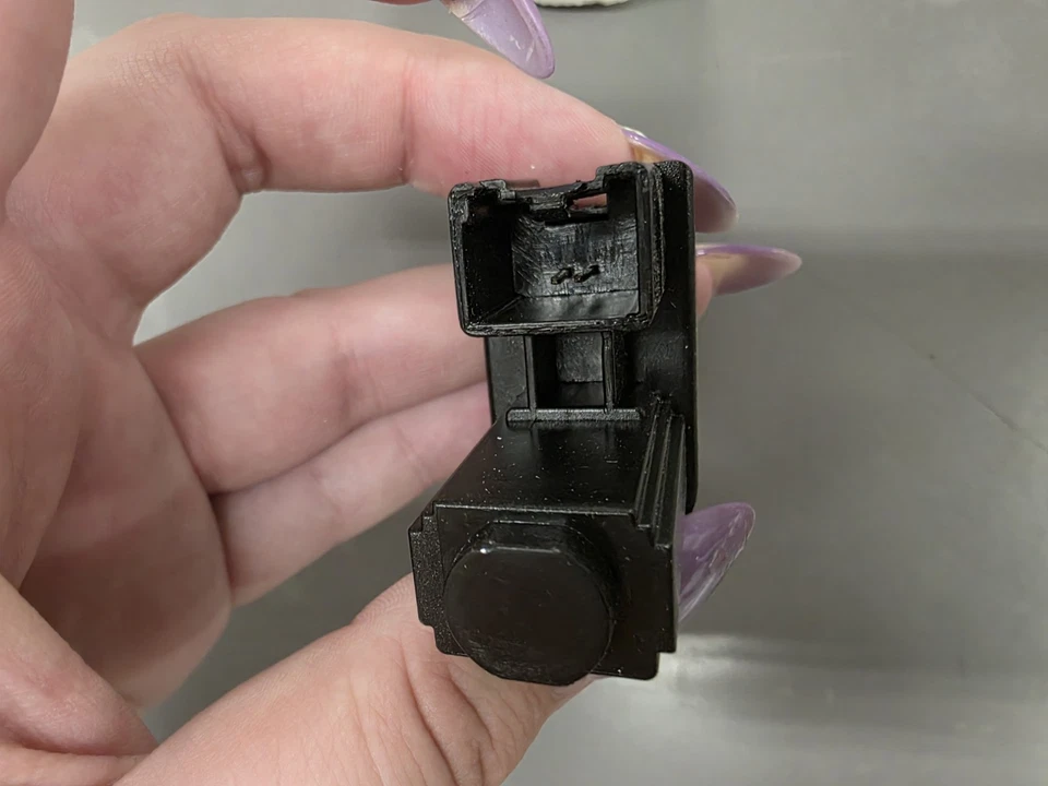 Interruptor interno de embrague de arranque genuino OEM Ford Motorcraft SW6490 Foto 3 de 4