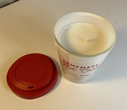 DW Home Homemade Hot Cocoa Scented Candle 11.2oz White Ceramic Jar NEW - Picture 3 of 5