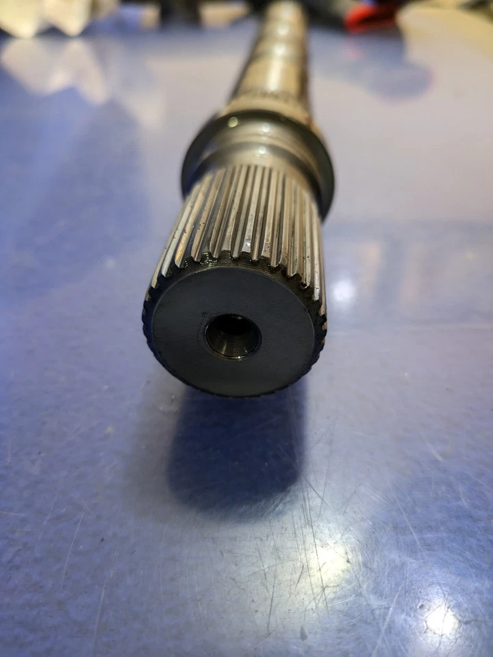 Eje de salida de transmisión 7AT genuino Nissan re701a OEM fx50 infiniti Foto 3 de 4