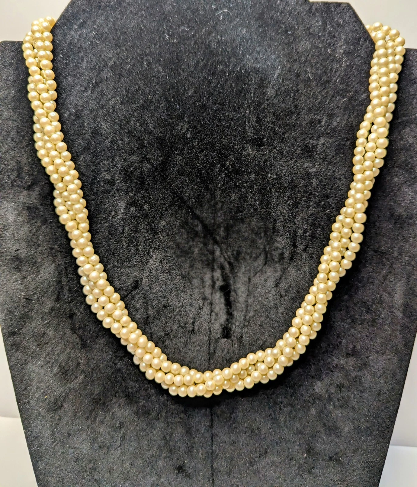 OFF WHITE Collana di perle finte bianche intrecciate multifilo vintage 1928 tono oro