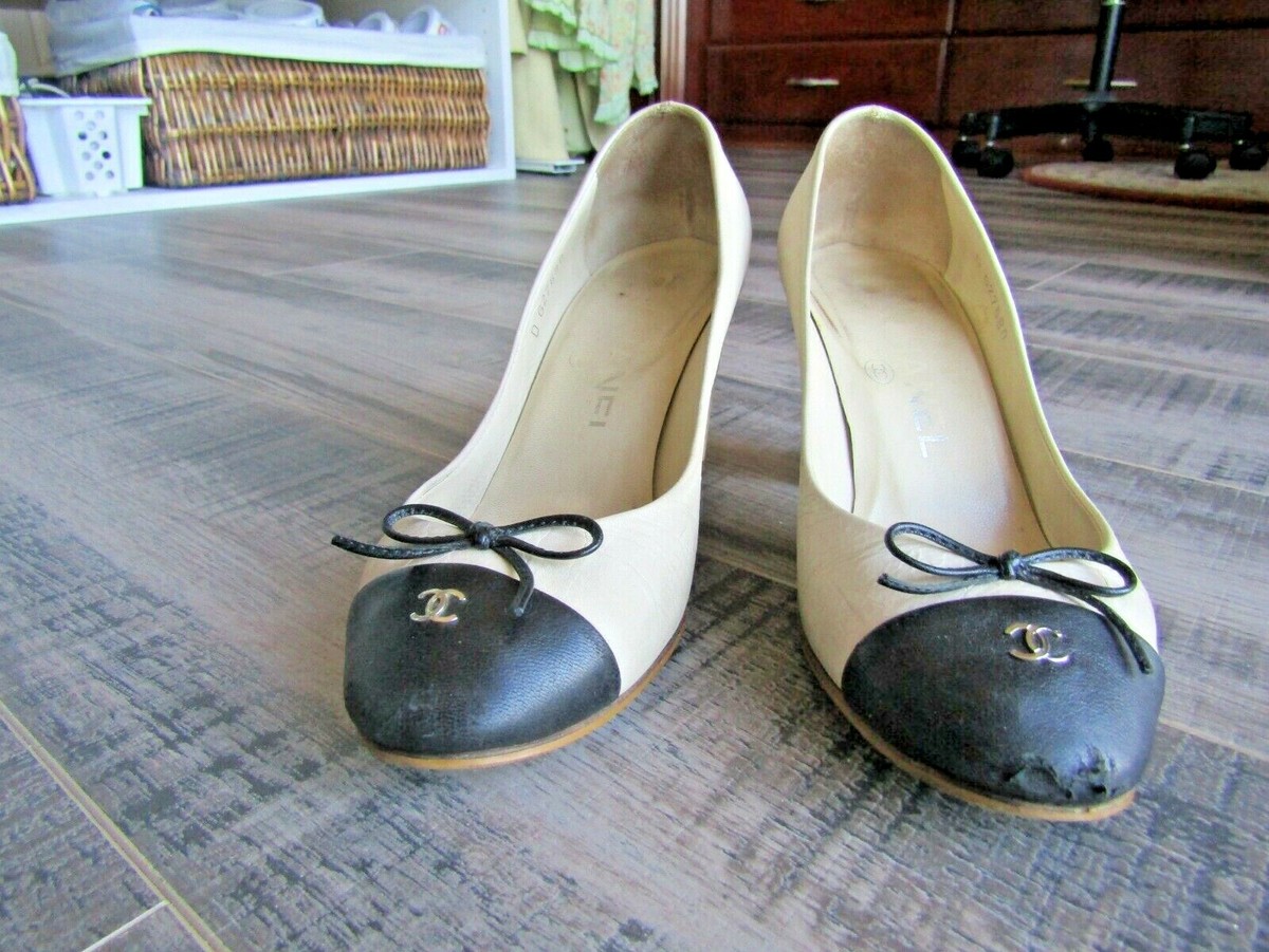 靴 CHANEL 35 CHANEL Shoes Size 35 / US 5 Black Suede Sneakers | eBay