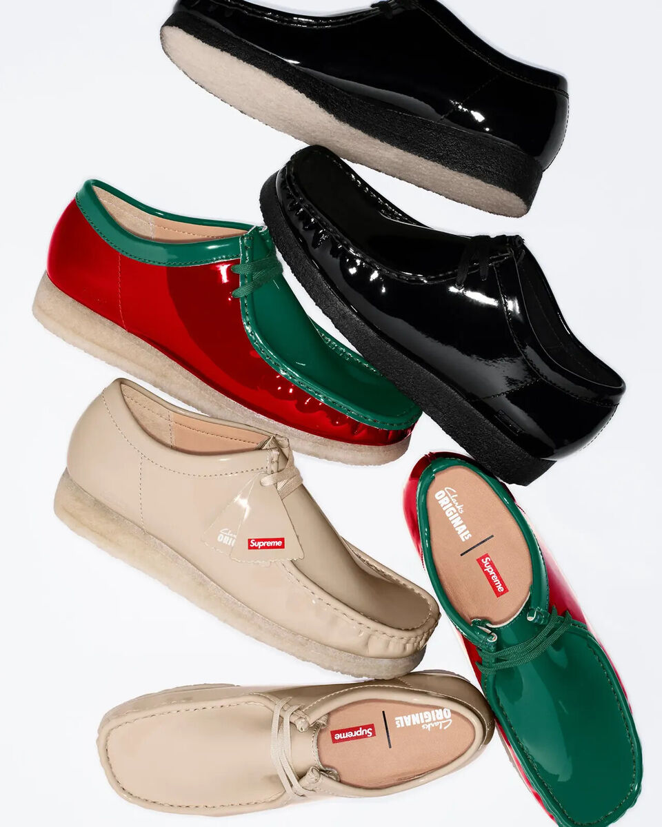 Supreme × Clarks Patent Leather Wallabee 2024 3colors Men's Supreme × Clarks Patent Leather Wallabee 2024 3colors Men's