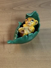 Vintage Disney The Lion King Baby Simba in Leaf Bone China Porcelain Figurine