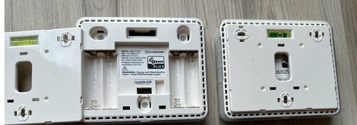 Alarm.com ADC-T2000 Smart Thermostats (2x) + Rain Bird ESP-TM2 Controller with L - Picture 4 of 7