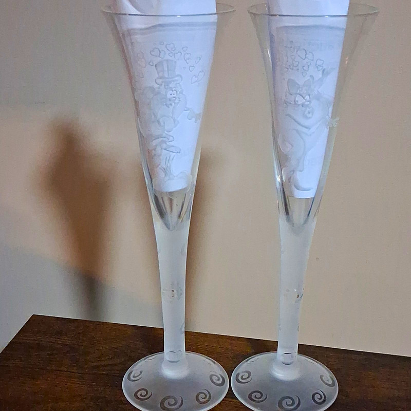 WarnerBros. StudioStoreGallery TazTasmanian Wedding EtchedFlutes Set 2 2000 Mint