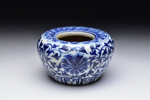 Chinese Blue & White Late Ming Early Kangxi Brush Pot Brush Washer with Flowers