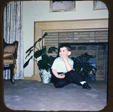 Stereo realist slide - Young child by fireplace  - 1950s Kodachrome