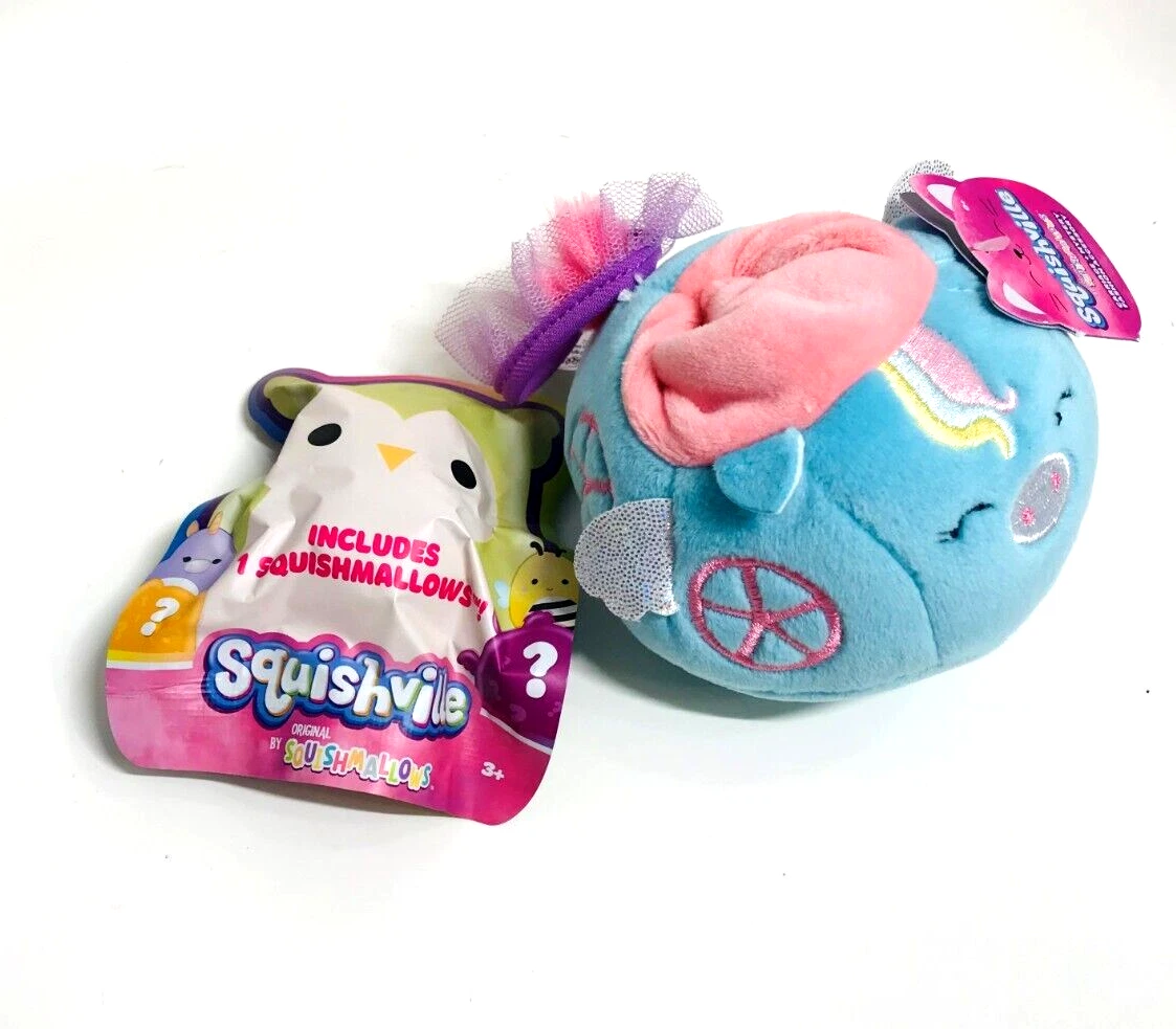 Original Squishmallow *SQUISHVILLE BLUE PEGASUS CARRIAGE & MYS DRIVER* New  W/TAG