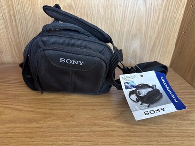 NEW With Tag Sony LCS-VA15 soft carrying case for a camera or camcorder.