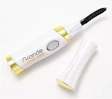 Grande Cosmetics Lash-Lift Gentle Heated Lash Curler