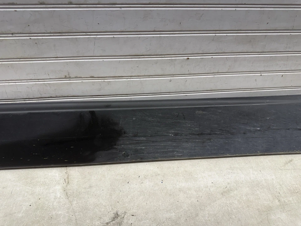 OEM 2016-2020 Kia Sorento Garnish Assembly Front Door Side Right 87722-C6000 - Image 3 of 4