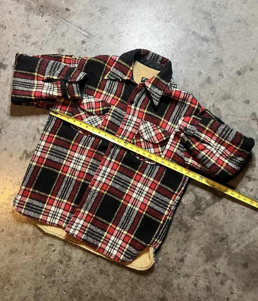 Men's Vintage 70s CPO Board Shirt Italy Wool Heavy Flannel, Plaid, Medium - Image 4 of 4