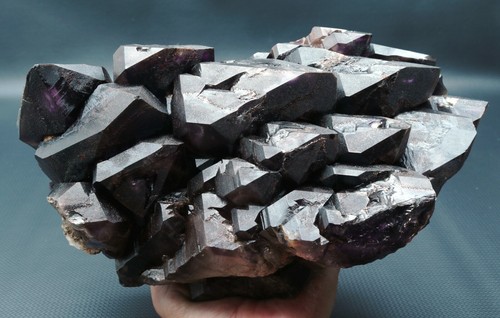 Espécimen mineral de cristal amatista de cuarzo esquelético de belleza 13,06 lb - Imagen 6 de 10