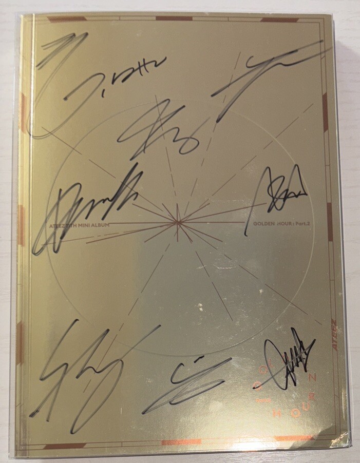 ATEEZ アチズ ジョンホ サイン サイン入り ポラ ateez ジョンホ サイン - メルカリ