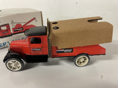 1931 Hawkeye Wrecker 1/34 Amoco Motor Club Made In USA Tow truck ERTL Red - Picture 7 of 10