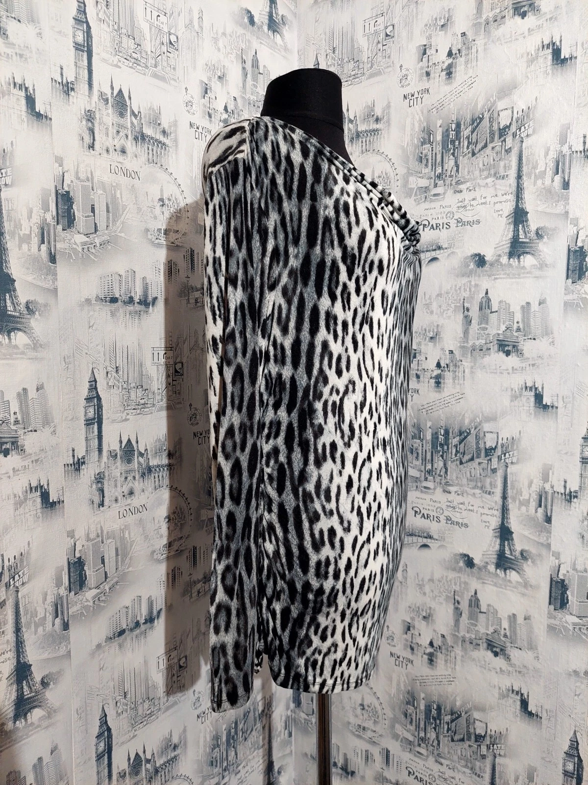 Tunica Michael Kors tg L bianca nera leopardata fantasia animalier manica lunga elasticizzata