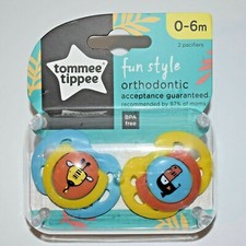 Tommee Tippee Fun Style Orthodontic Pacifiers 2 Pack 0-6 Mo. Giraffe  Toucan