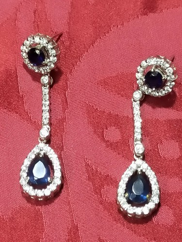 Silver Earrings And Zirconias - Picture 3 of 9