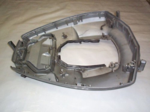 79 115 EVINRUDE JOHNSON LOWER COVER AY 0390019 0391187