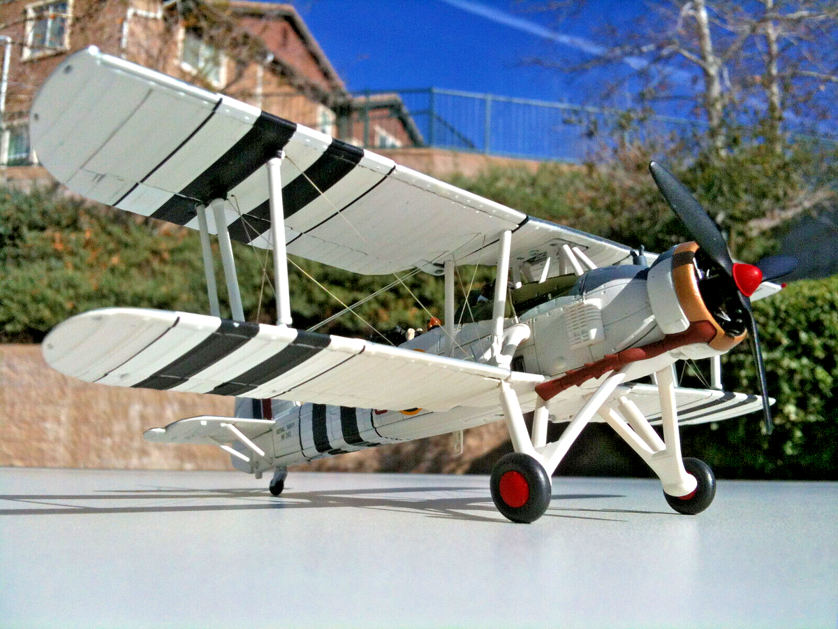 Pour Corgi FAIREY Swordfish MK II RNFAA 816 NAS Fleet AIR ARM S (NF243) Juillet 1944 1:72 Modèle d'avion pré-construit
