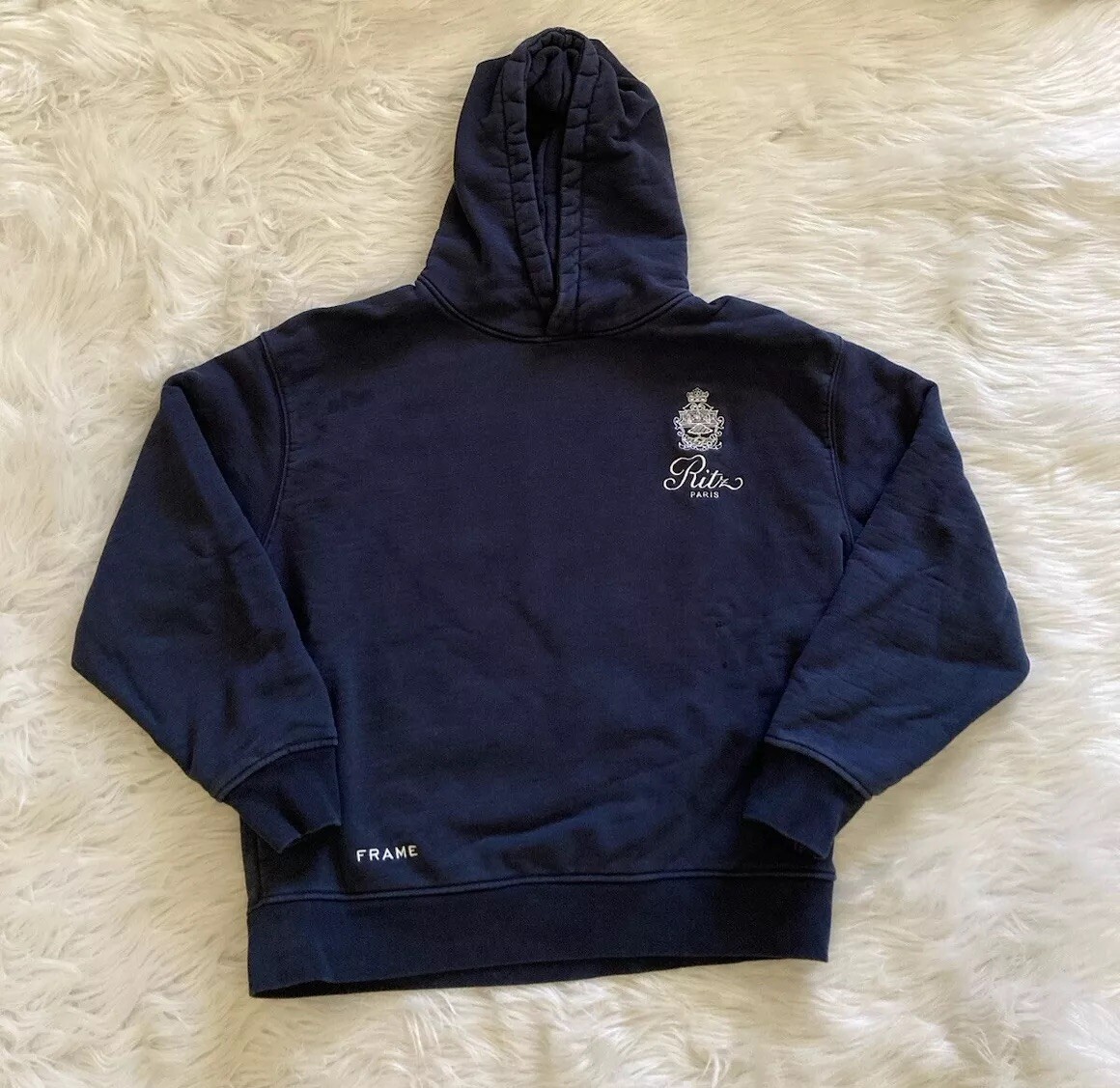 VIP【関税送料無料】希少 Frame X Ritz Unisex sweatshirt Frame x Ritz Paris Do Not Disturb Hoodie Sweatshirt Navy