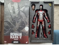Hot Toys MMS400D18 IRON MAN 2 1/6 IRON MAN MARK V Figure Reissue (NO BATTERIES)